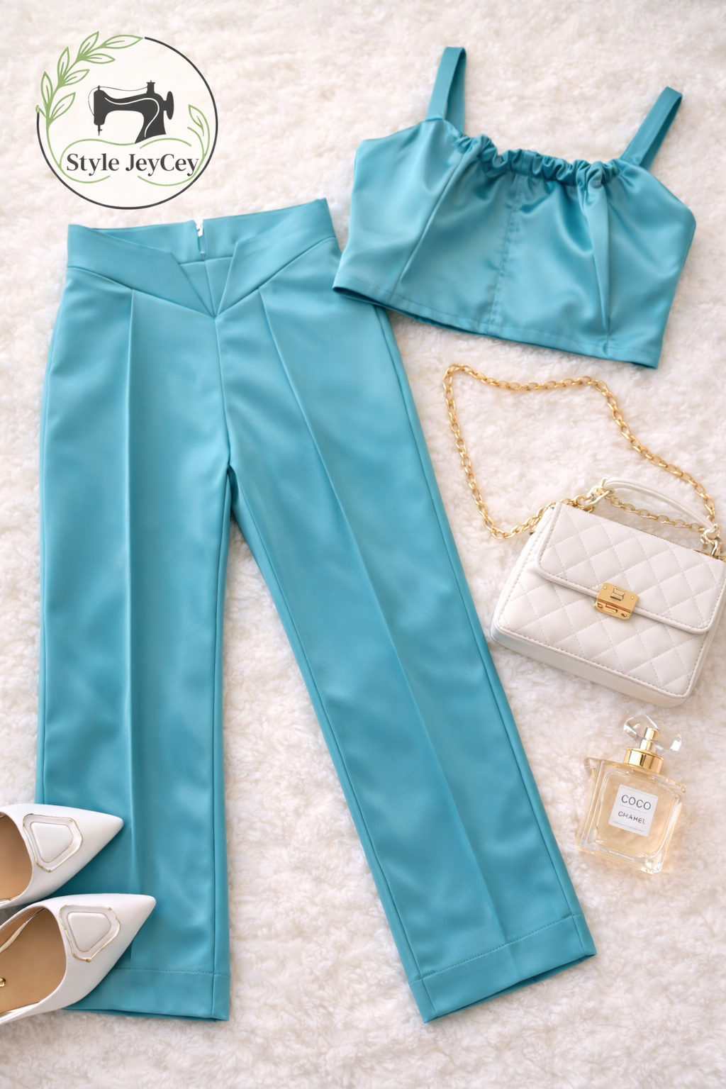 Ensemble de couture artisanal Style JeyCey aux finitions soignées